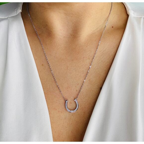 Lucky Horseshoe Silver Necklace Good luck Charm - Picture 4 of 4